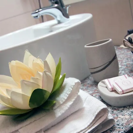 Milanorooms Bacone Self Check-in 4*